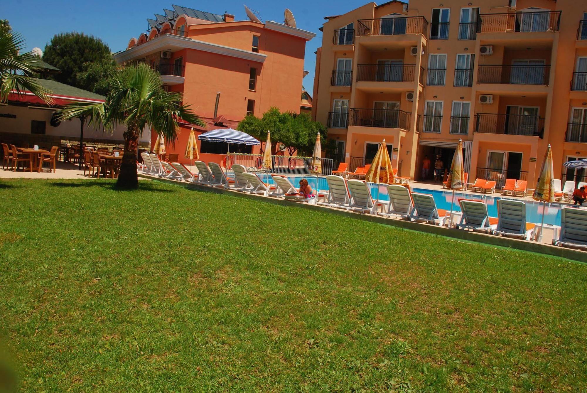 Aparthotel Club Dena Marmaris Esterno foto